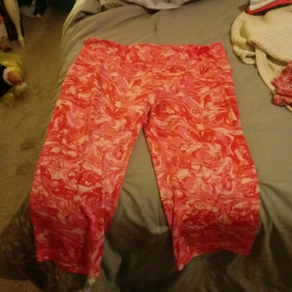 SOLD - Danskin fitted workout pants -- SOLD